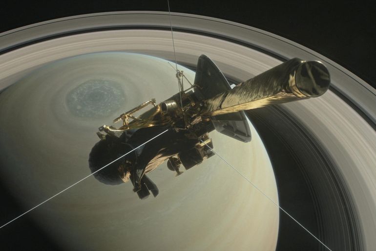 Cassini, Saturn, Svemir