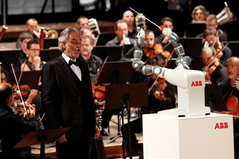 Andrea Bocelli, Glazba, Muzika, Robot, YuMi