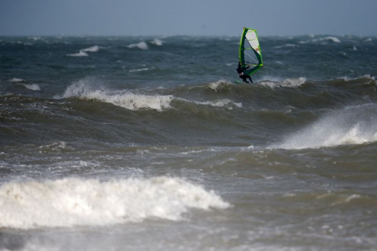 Surfer, Surfanje, More, Vjetar