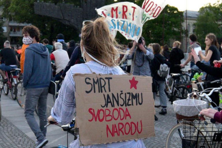 Slovenija, Protesti, Janez Janša