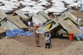 Jezidi bježe pred najezdom boraca grupe Islamska država (Reuters)