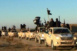 Ispod površine javno deklariranog neprijateljstva prema ISIL-u postoje samo interesi, piše autor (AP)
