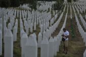 U Srebrenici mnogo više ukopanih nego onih koji su živi (Anadolija)