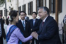 Liderka Mijanmara Aung San Suu Kyi posjetila je Mađarsku 5. juna gdje je razgovarala sa premijerom te države Viktorom Orbanom
 (Ured premijera Ma?arske)