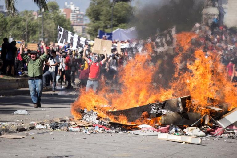 Čile, Protesti, Neredi