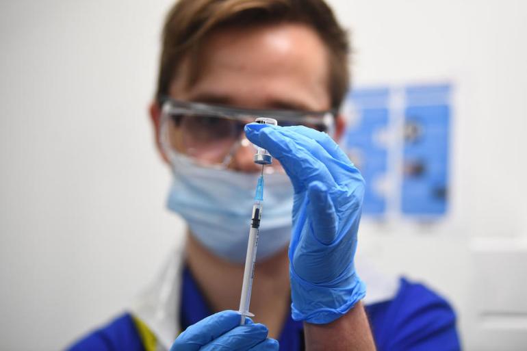 Dileme stručnjaka u vezi vakcina s RNK tehnologijom i onkoloških pacijenata | Vakcina News | Al Jazeera
