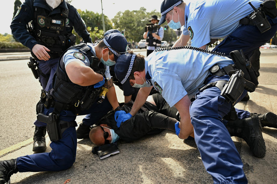 Stotine uhapšenih na protestima protiv lockdowna u Australiji | Australija Vijesti | Al Jazeera