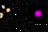 Zahvaljujući posmatračnici Chandra, naučnici su uspjeli prepoznati x-zrake koje je emitirao plin kojeg uvlači crna rupa (Chandra / NASA)