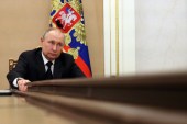 Ruski predsjednik Vladimir Putin prisustvuje sastanku sa članovima Vlade preko videolinka u Moskvi, u Rusiji, 10. marta 2022. (Reuters)