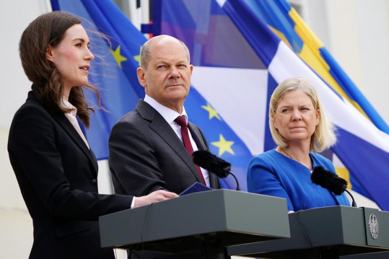 Njemački kancelar Olaf Scholz sa premijerkama Finske i Švedske Sannom Marin i Magdalenom Andersson