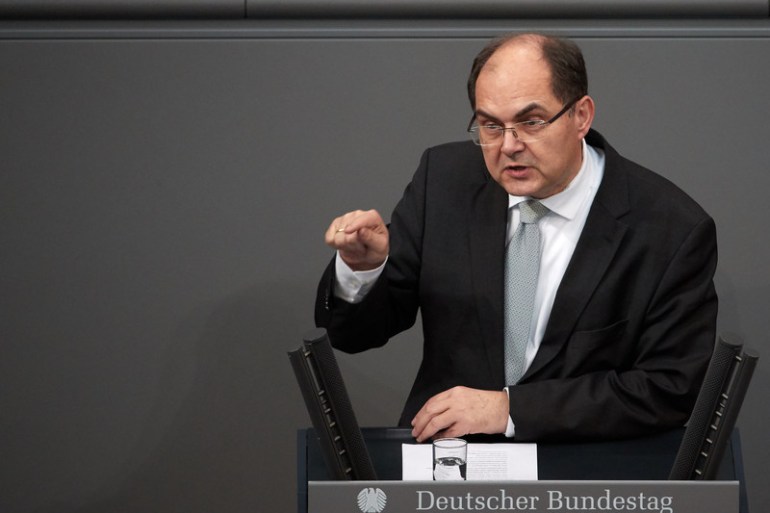 Centralna izborna komisija: Schmidtova rješenja dobra i provediva | Christian Schmidt Vijesti | Al Jazeera