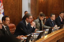 Srbijanski predsjednik i lider SNS-a Aleksandar Vučić rekao je saradnicima da je spreman povući se 'ako neko misli da može bolje' riješiti spor sa Kosovom (Anadolija)