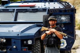 Kosovski policajac u selu Banjska na Kosovu 27. septembra 2023. (Reuters / Ognen Teofilovski)