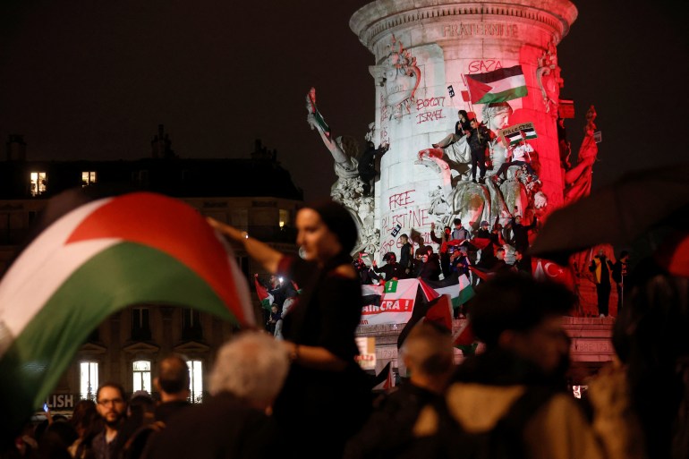 Hiljade ljudi okupilo se na propalestinskim demonstracijama u Parizu (Reuters)