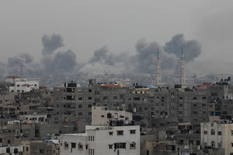 Izrael od 7. oktobra neselektivno bombarduje Pojas Gaze