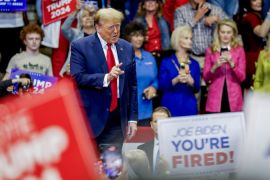 Nakon pobjede u Južnoj Karolini, Trumpovo osvajanje stranačke nominacije za predsjedničke izbore u novembru čini se neizbježnim (EPA-EFE/Erik S. Lesser)