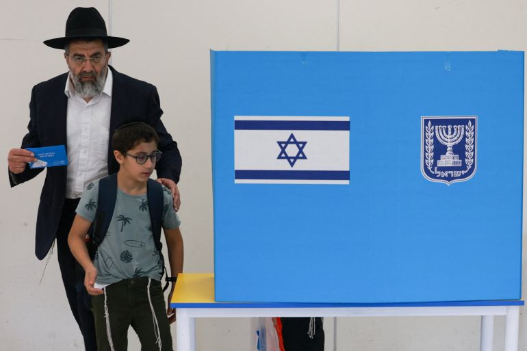 Pravo glasa ima blizu 7,3 miliona izraelskih građana, uključujući 1,2 miliona palestinskih građana Izraela (Ronen Zvulun/Reuters)